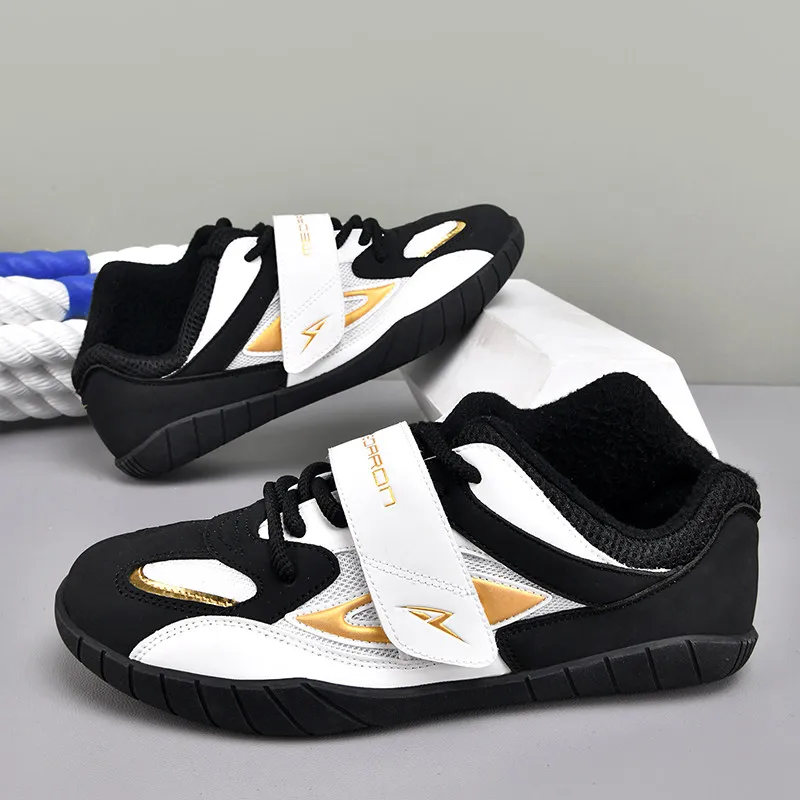 

Универсальные кроссовки для тягания каната: удобные и многофункциональные кроссовки для походов, прогулок и отдыха.