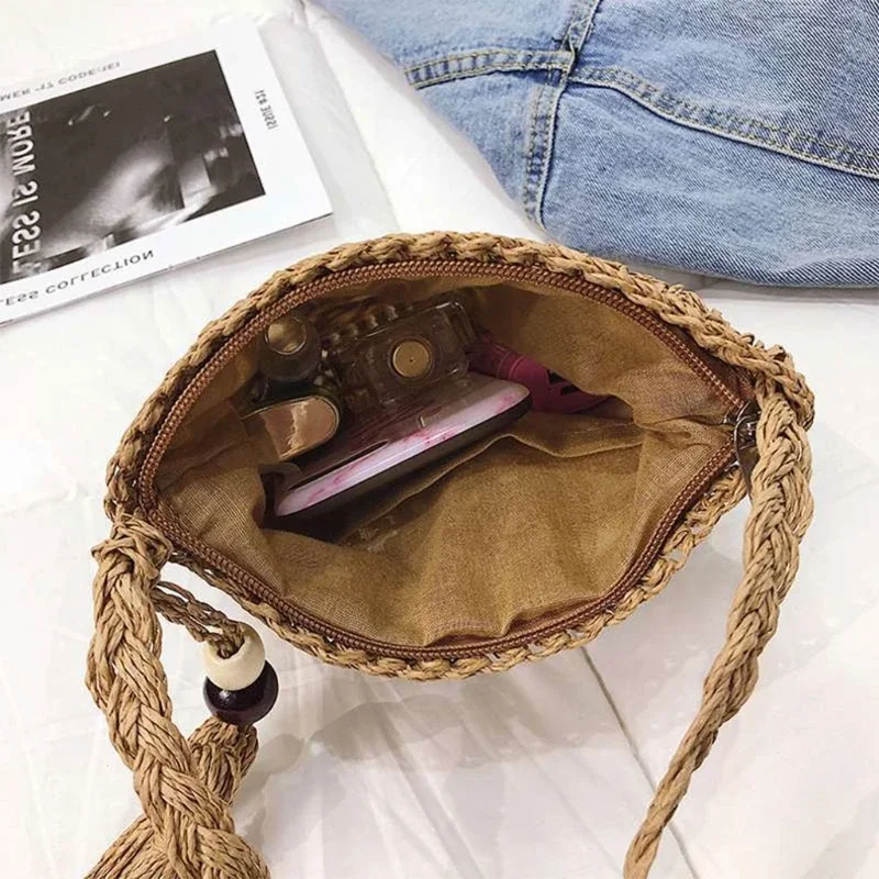 Women Beach Woven Straw Shoulder Messenger Bag with Tassel Boho Hollow Out Crochet Crossbody Handbags Macrame Clutch Purse with