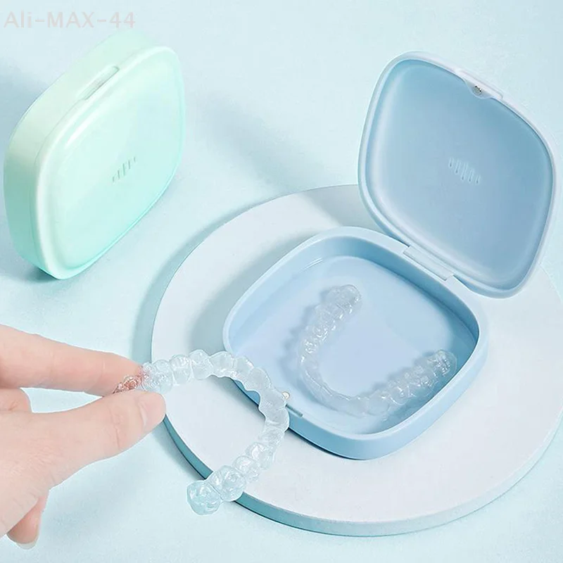 

Orthodontic Retainer Double Layer Braces Storage Box Soaking Invisible Teeth Denture Cleaning Tooth Storage Portable Belt Case