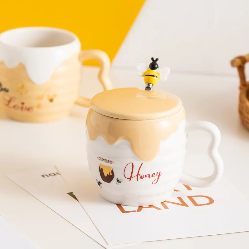 450ml Creative Ceramic Cup with Lid Cartoon Cute Bee Mug Office Coffee Cup Gift Water Cup