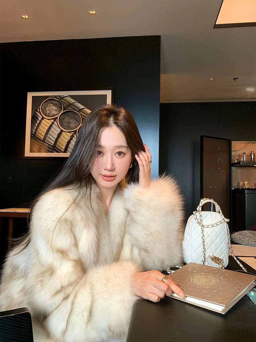 

Зимняя утепленная короткая куртка из искусственного меха для женщин, свободного кроя, теплая, из искусственной кожи, молодежная, элегантная, с длинными рукавами