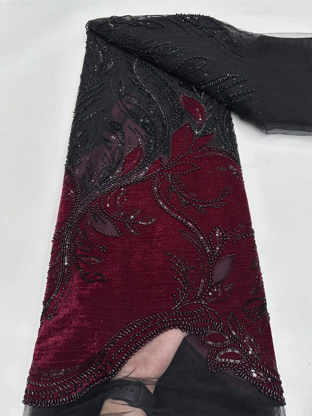 

Бархатная ткань, вышитая бисером кружевная ткань с блестками в африканском нигерийском стиле для свадебных платьев, модное свадебное платье 2025 года