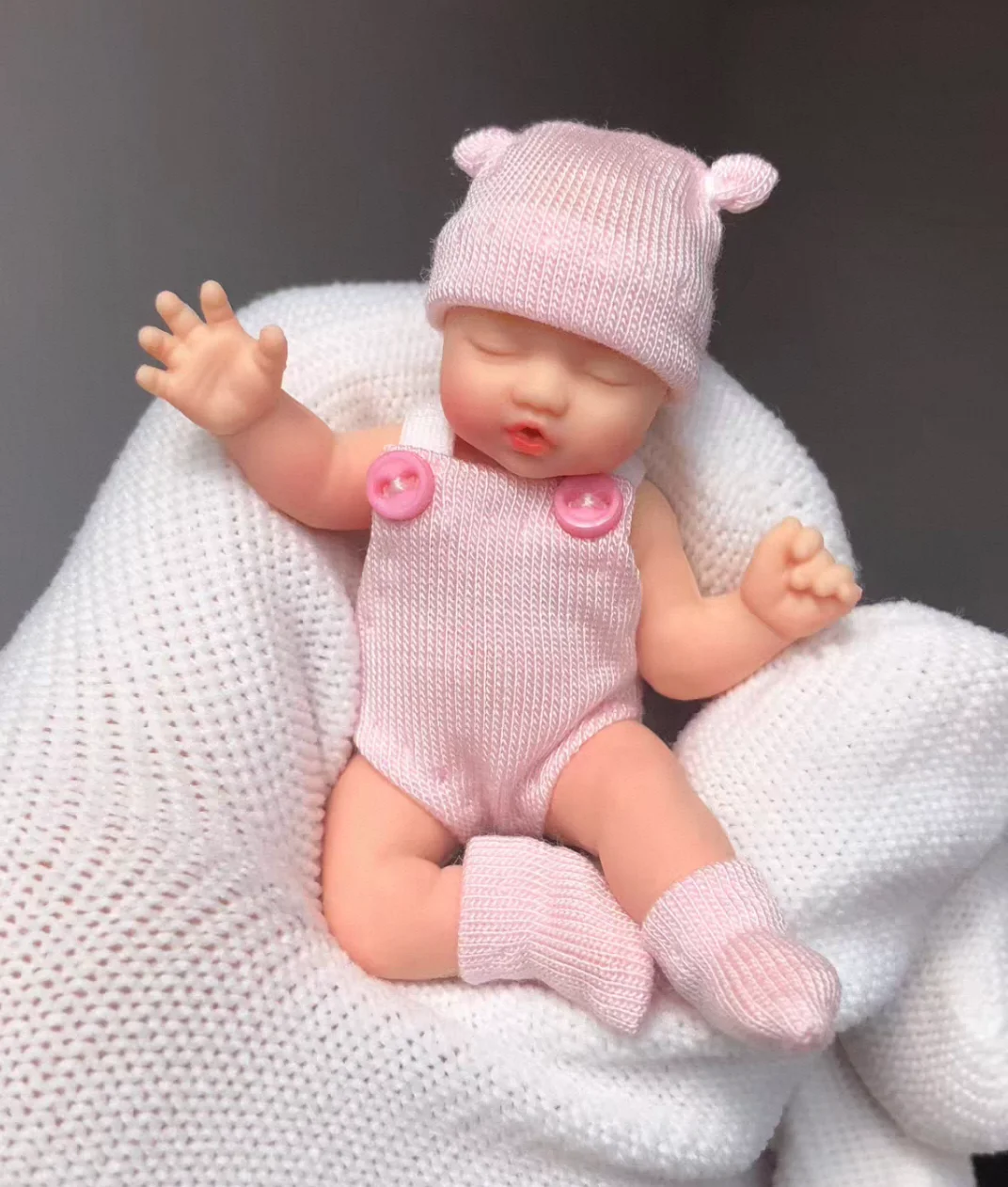 Nueva caja misteriosa Zuru, accesorios para bolas de bebé, ropa para muñecas, marcas miniverse, caja ciega, Mini pelota para bebé, solo ropa para muñecas hecha a mano