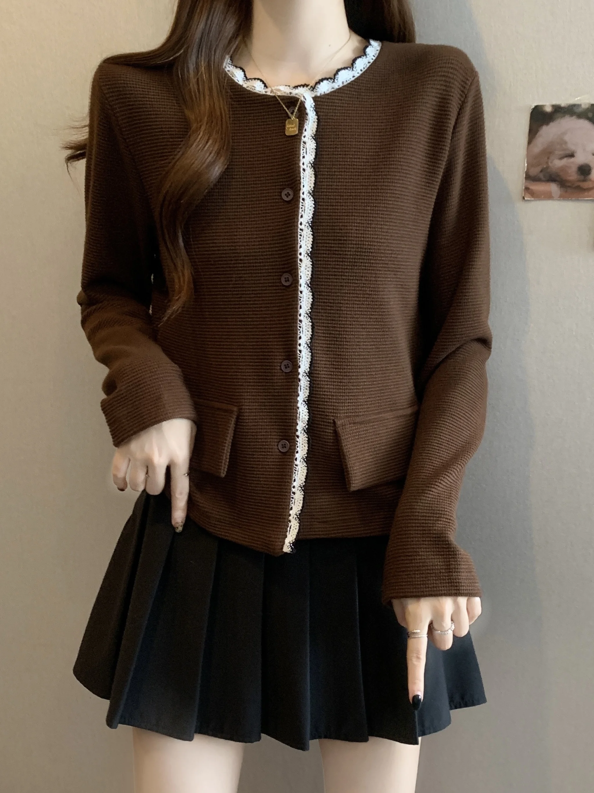 

Женская хлопковая блузка больших размеров с кружевной отделкой, длинными рукавами, дизайном на плечах, скрывающая живот, прямого кроя, с рукавами-фонариками