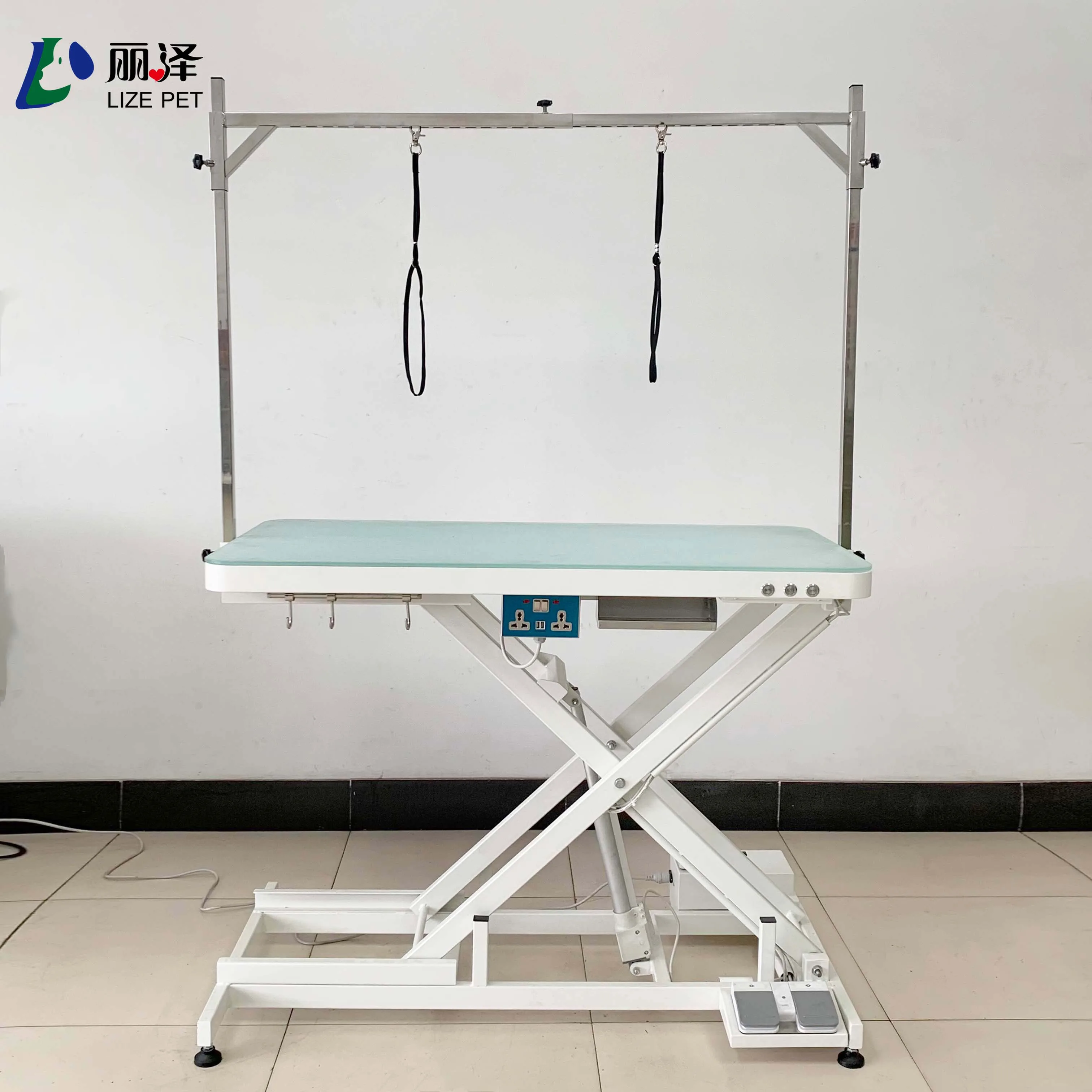 LIZE PET Professional Electric Dog Grooming Table Multifunctional LED Light Stainless Steel Arm Sustainable XL Nail Trimmer Box