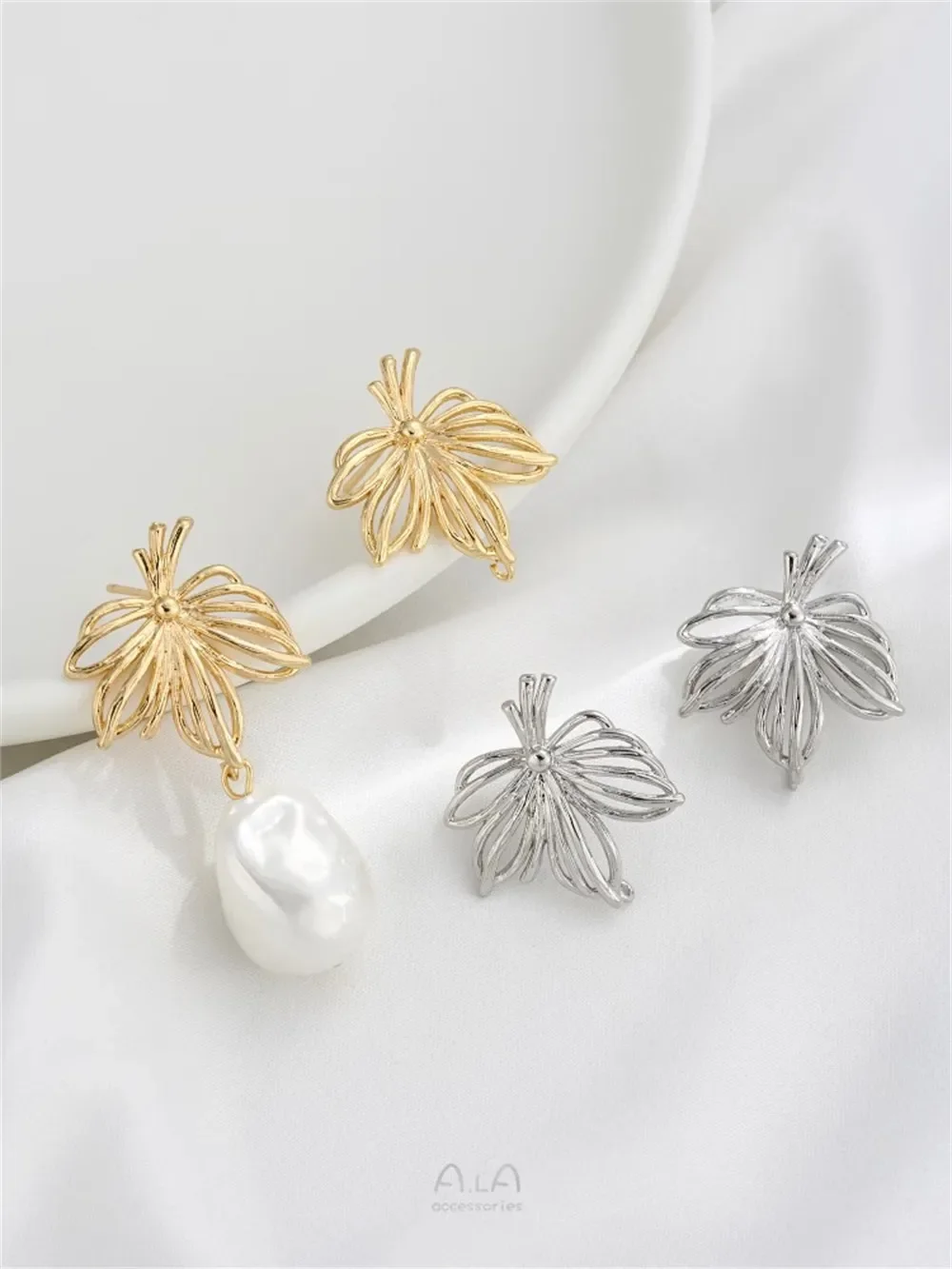 

14K Gold-plated Hollow Maple Leaf Earrings with Rings 925 Silver Needle Handmade Diy Ear Accessories E387