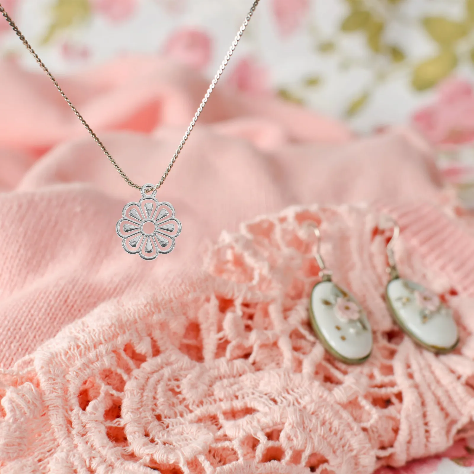 

100 шт. полых подвесок-цветов из сплава для изготовления украшений, DIY ожерелий, браслетов, поделок, подарков