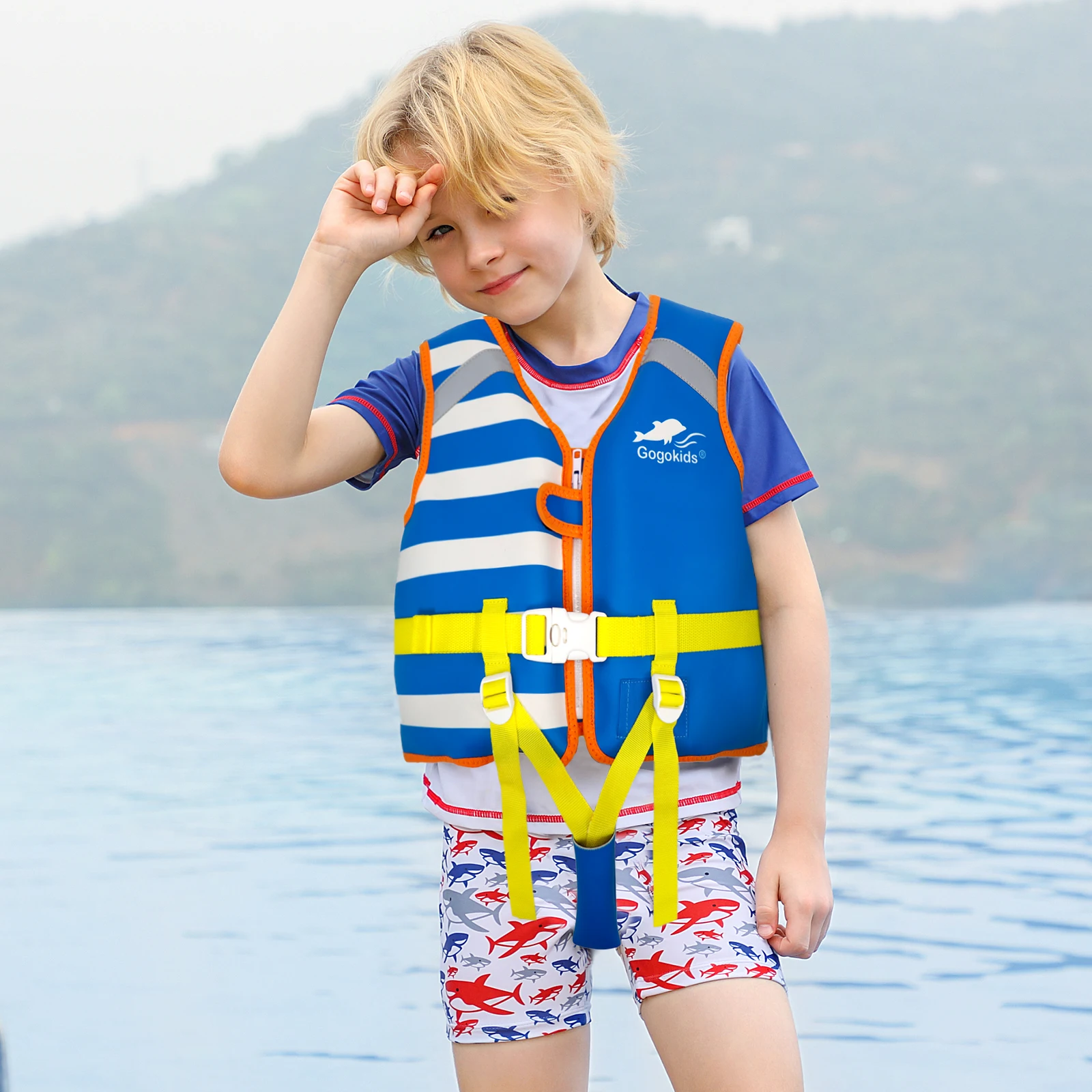 Swimming Life Vests for Children with Adjustable Seat Belt Lightweight Life Vest for Kayaking Swimming Boating Skiing Drifting