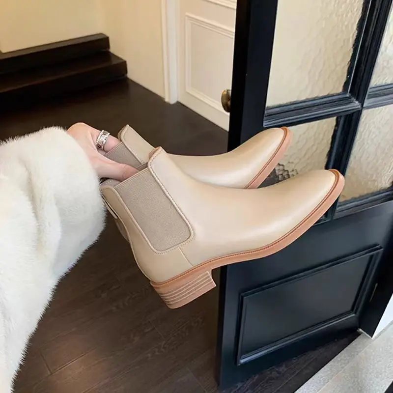 

Short boots for women in autumn and winter 2025 new French round toe thick heel Chelsea boots for women