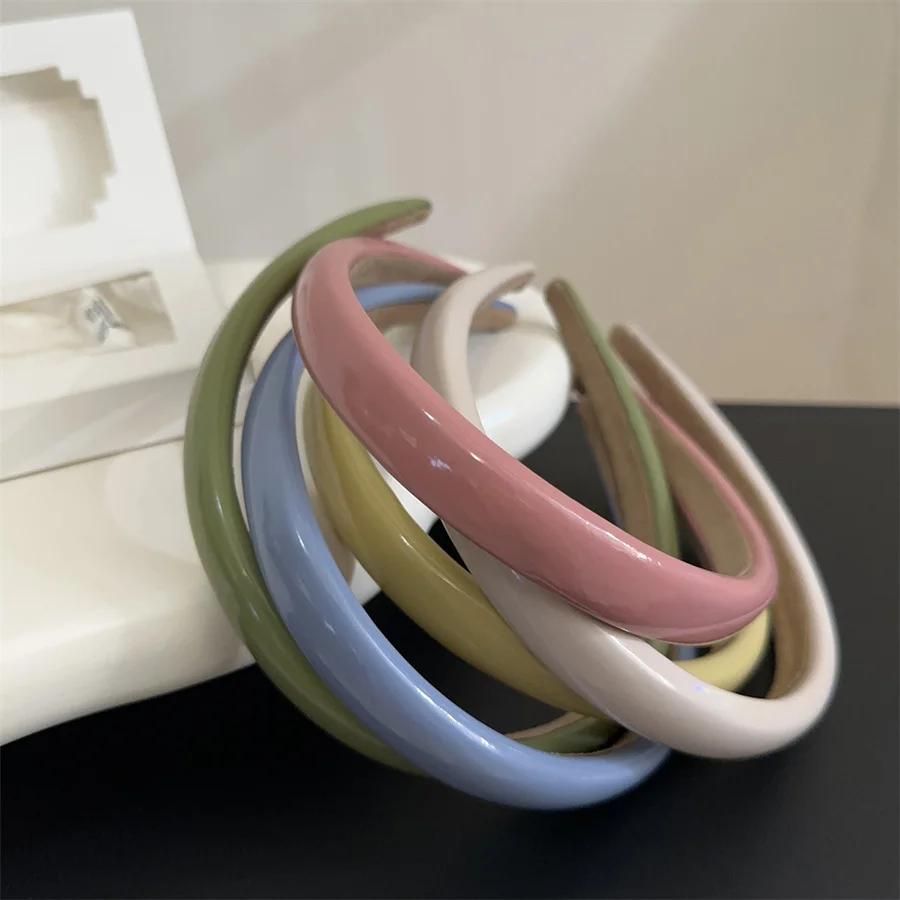 

Korean version of sweet solid color leather headband for women fashionable elegant girl versatile temperament hair accessories