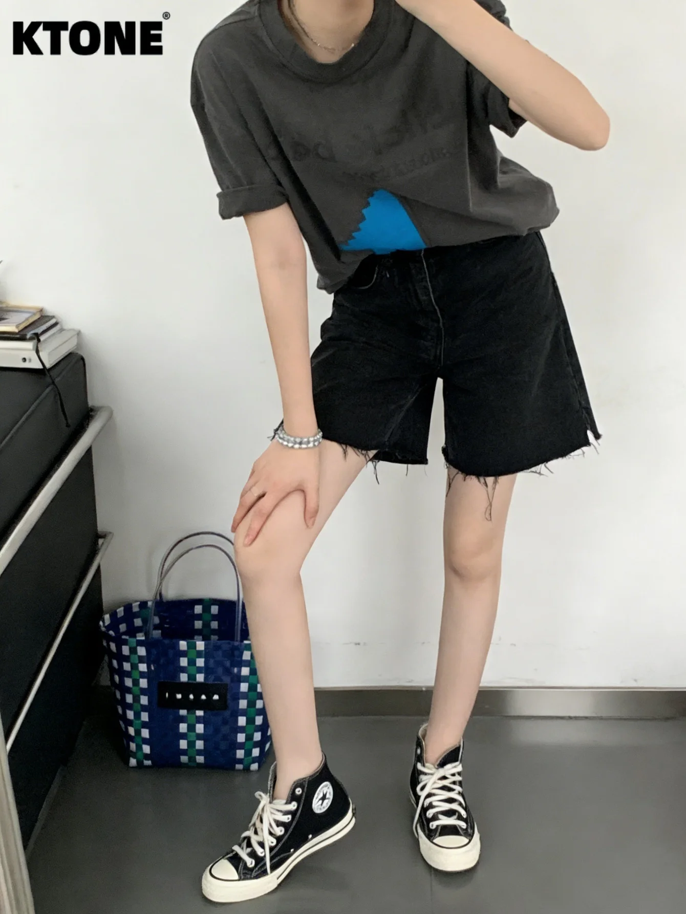 

Plain Jeans Gender Neutral Black Slim Denim Shorts Y2K Original Drip No accessories or belts included