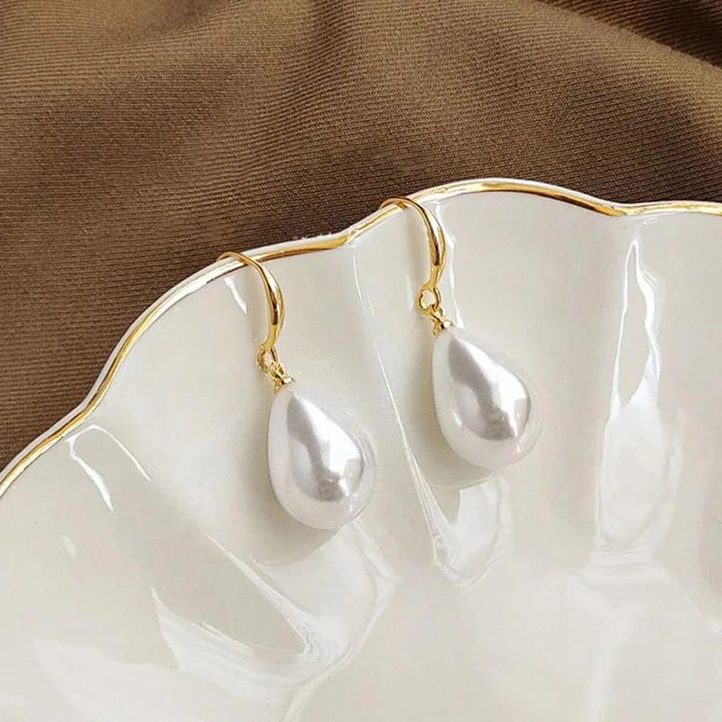 Korean Style Water Drop Imitation Pearl Pendant Earrings for Women Simple Sweet Wedding Jewelry Lover Christmas Gift