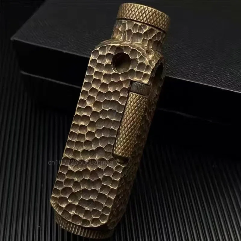 Hand-Made Brass Carved Trench Kerosene Lighter Flamidor Heavy Vintage Gasoline lighters Men\'s Smoking Gifts Collection