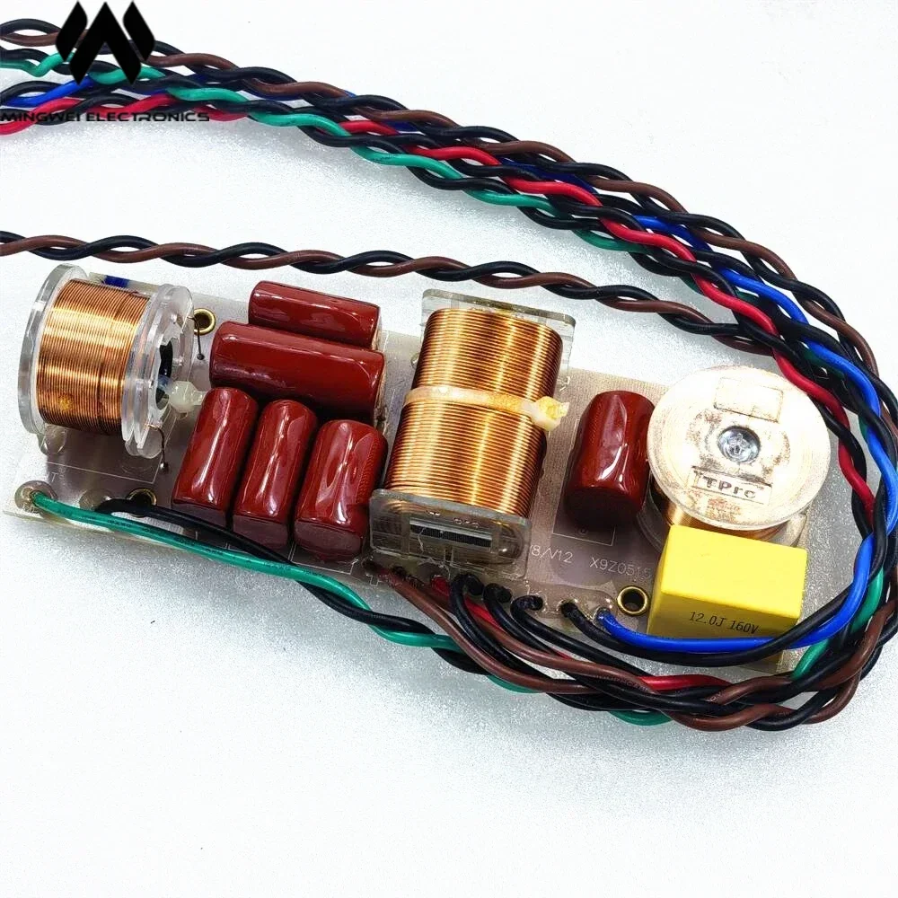 Подвойной 10-дюймовый динамик MW Audio V8 Crossover