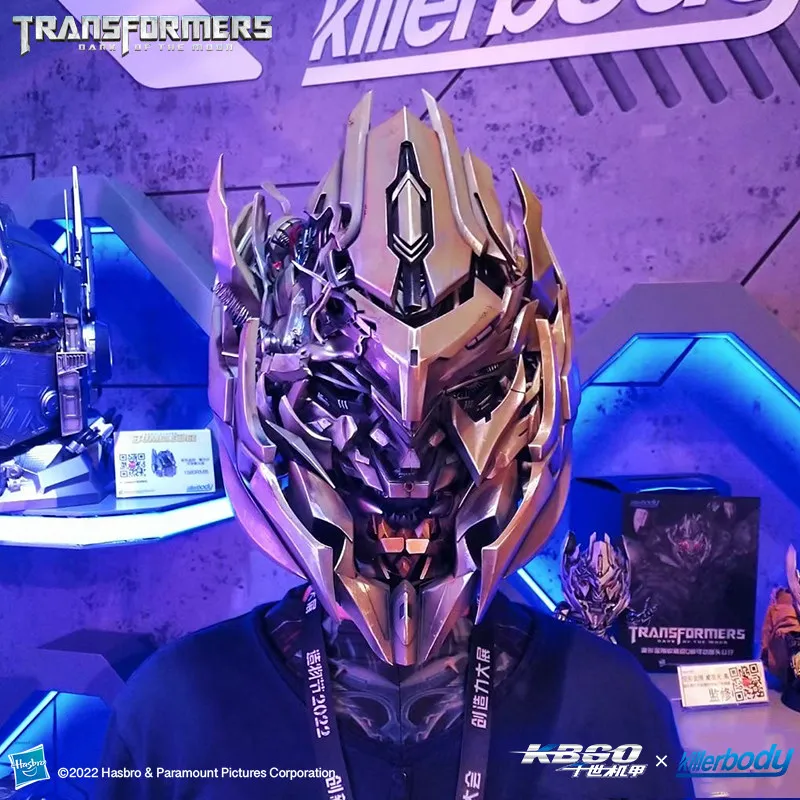 

Шлем Мегатрона KBGO Transformers — с голосовым управлением, светящимися LED-глазами и подвижной челюстью, коллекционный реквизит в виде брони