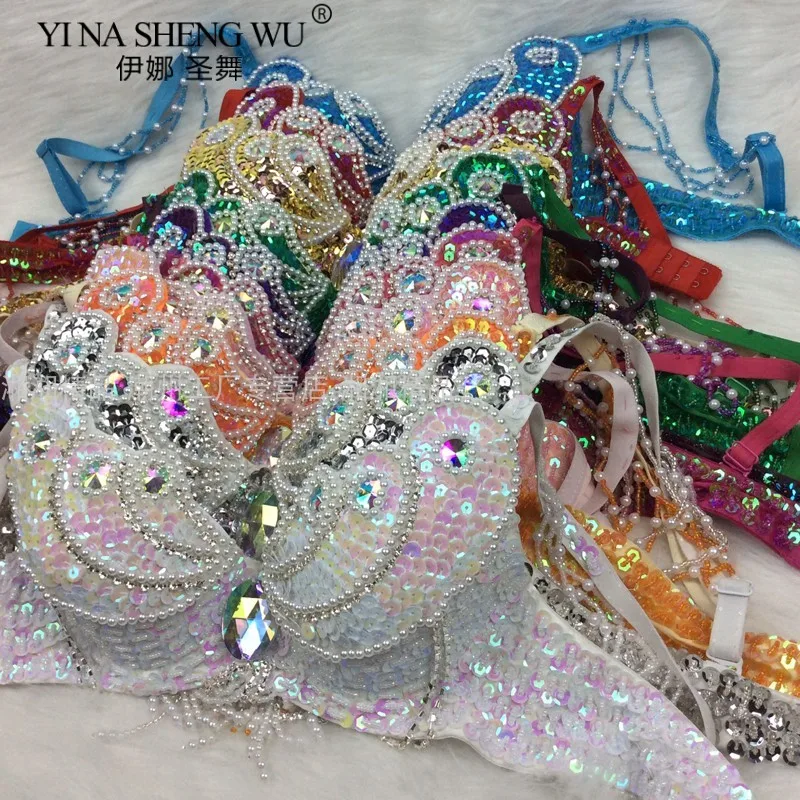 Ensemble de costumes de danse du ventre perlés pour femmes – Tenue sexy avec soutien-gorge et ceinture pour dames, parfaite pour les carnavals et les événements de danse du ventre