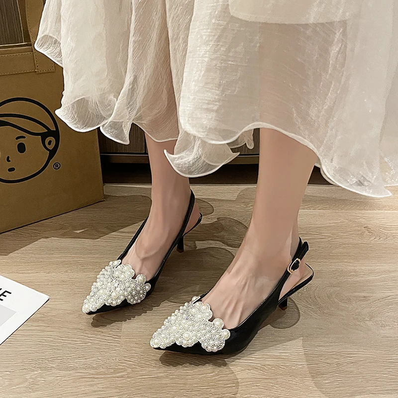 New Crown Pearl Flats Women Wedding Shoes Pointed Toe Female Dress Moccasins Low Pearl Heel Ladies Fashion Luxury Sandals