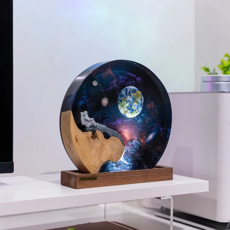 Resina Night Light para decoração de mesa, exploração espacial, organismo, arte criativa, terra, tema dos astronautas, carga USB