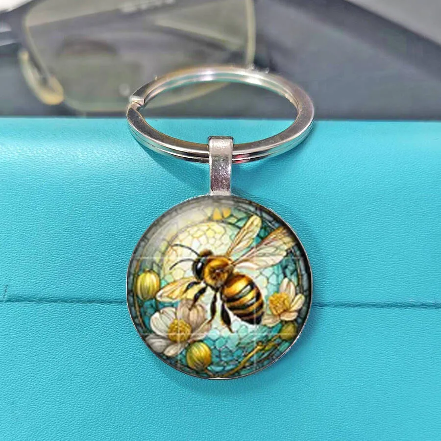 Stained Glass Honeybee Daisy Floral Round Glass Dome Keychain Vintage Nature Art Car Key Bag Charm Birthday Souvenir Gift