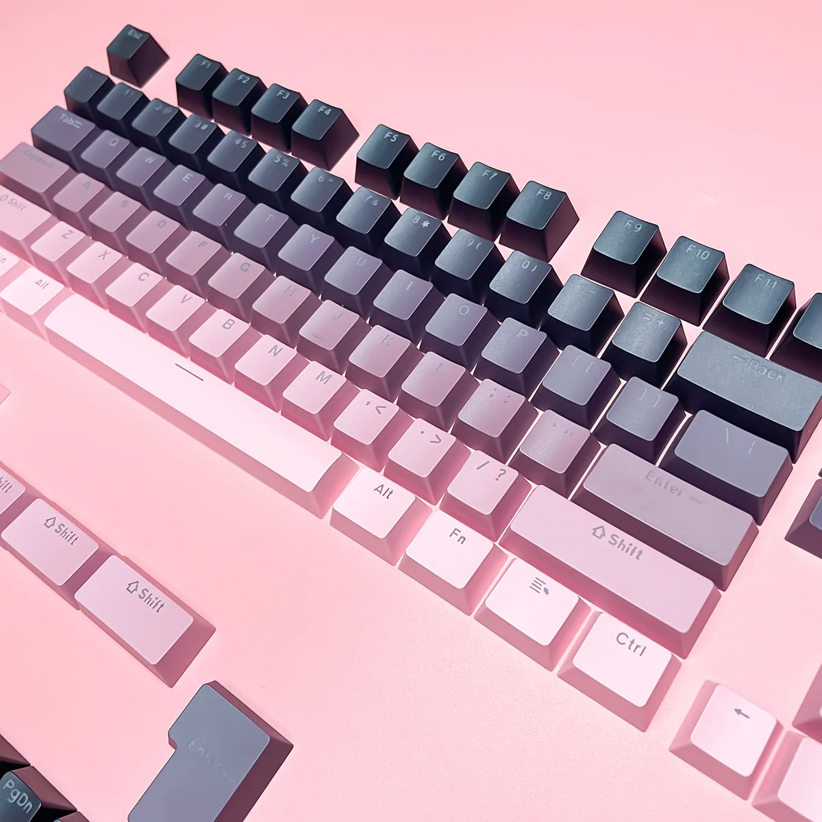 Translucent PBT Keycaps OEM Highly Character Translucent Black To Pink Gradient Keycaps Mechanical Keyboard Universal