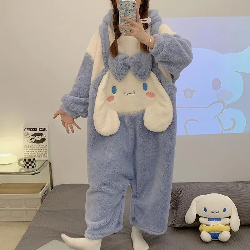 Caliente Sanrio chica engrosamiento invierno con capucha prenda de una pieza Kawaii Cinnamoroll Comic Go Out mantener caliente bata Albornoz ropa de ocio