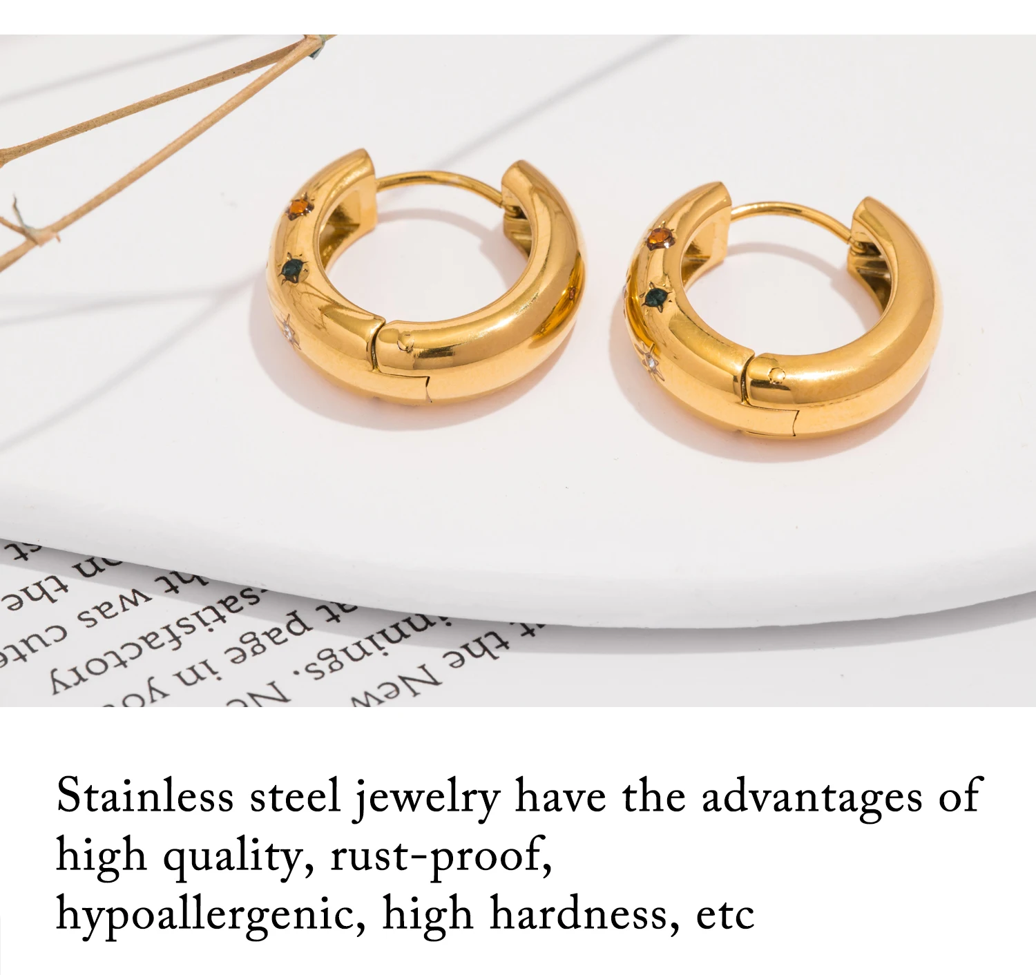 UHBINYCA Klassische eingelegte Zirkon-Creolen für Damen, Edelstahl plattiert mit 18 Karat Gold, exquisite Ohrringe – Detail 4