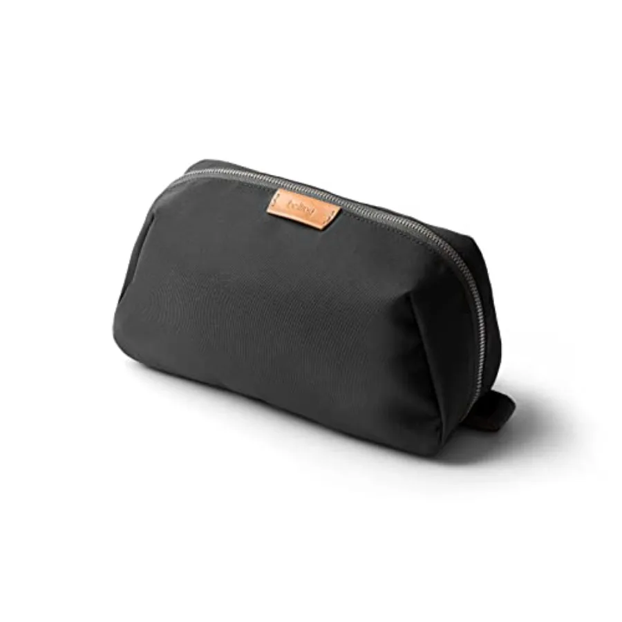 

Toiletry Kit Plus Toiletries pouch bag