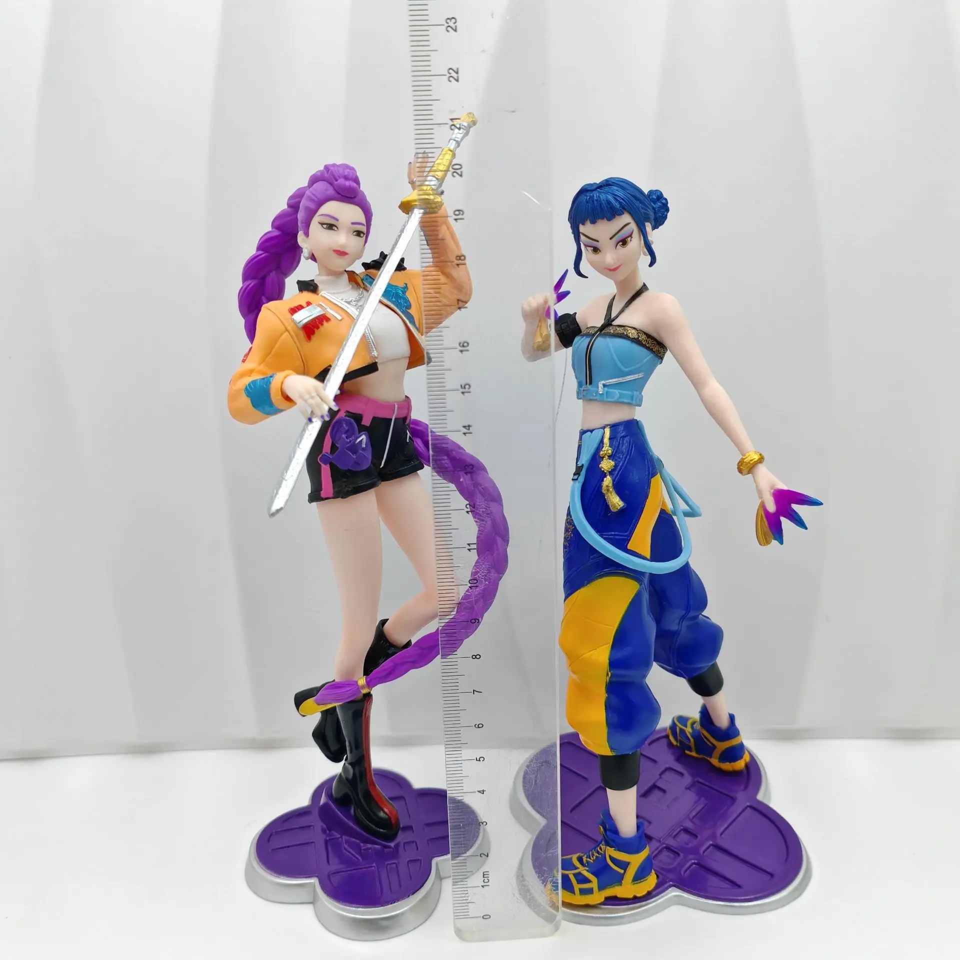 Hexenjagd-Team Rumi Mira Zoe Niedliche Schöne Mädchen-Actionfigur Anime-Charaktermodell Hochdetailliertes Desktop-Ornament Spielzeug Geschenk – Detail 28