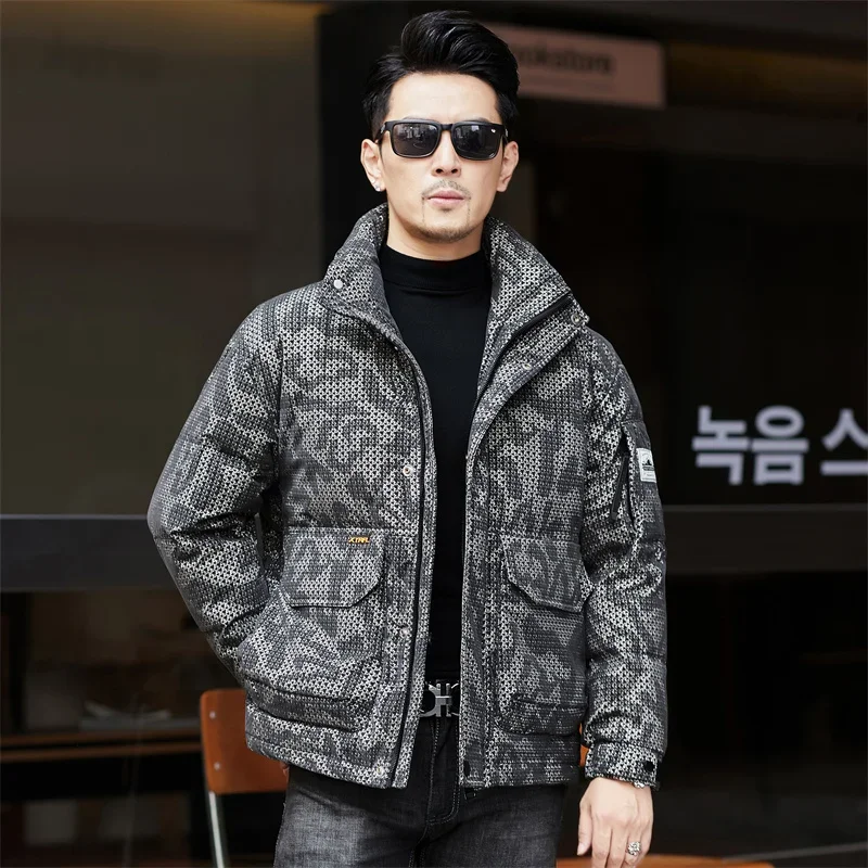 

YEAE Camouflage Stand Collar Short Down Jacket Duck Down Male Padding Designer Clothes Men Lightweight Padded Jackets Outerwears