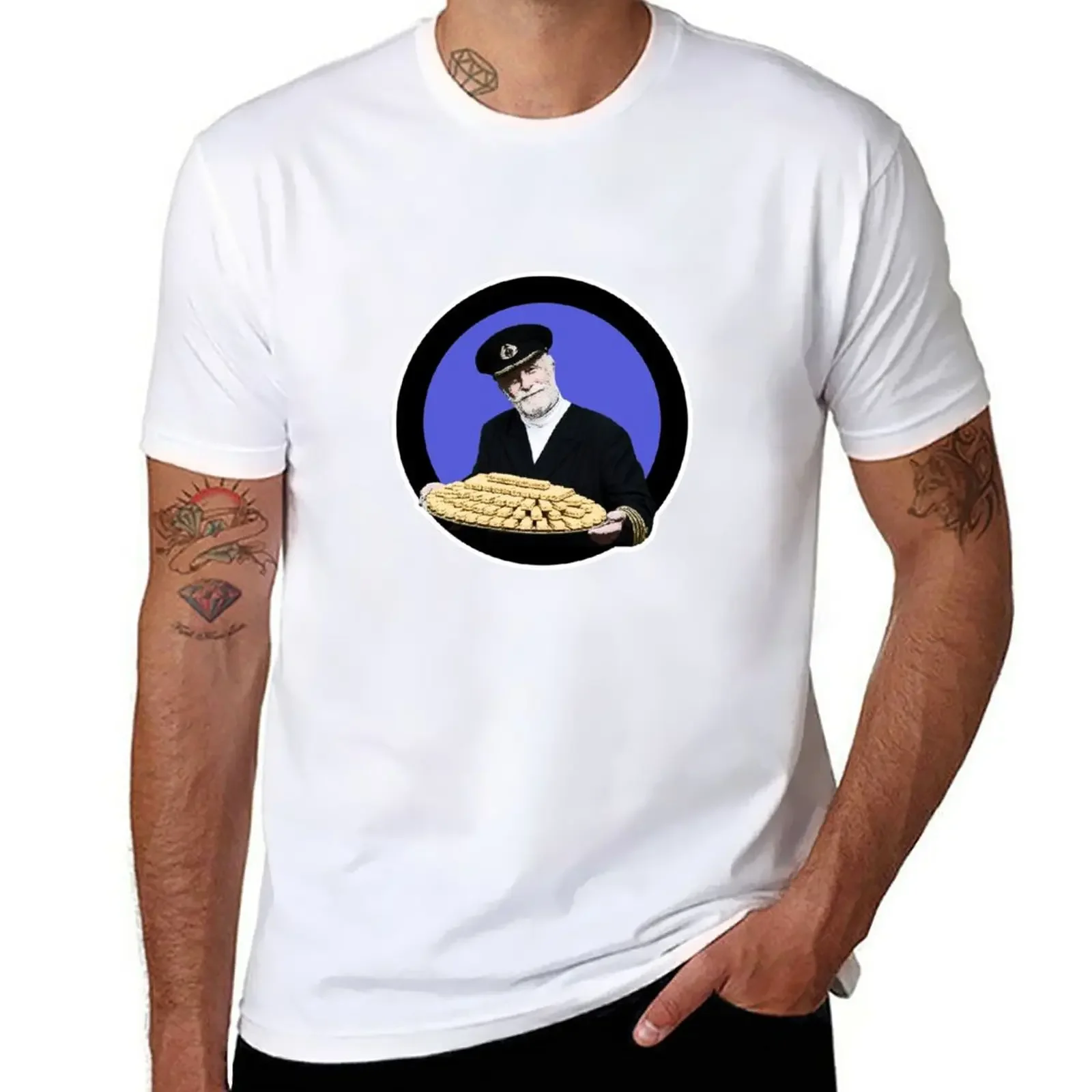 

Fish fingers Captain Birdseye from the seventies and eighties adverts T-Shirt blanks tees plain mens clothing