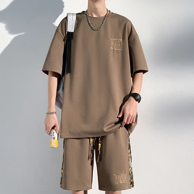 

American Sle Heavyweight ort Sve T-irt Men's Summer Youth Casual Sports Set Retro Embroidery Patchwork Clothes