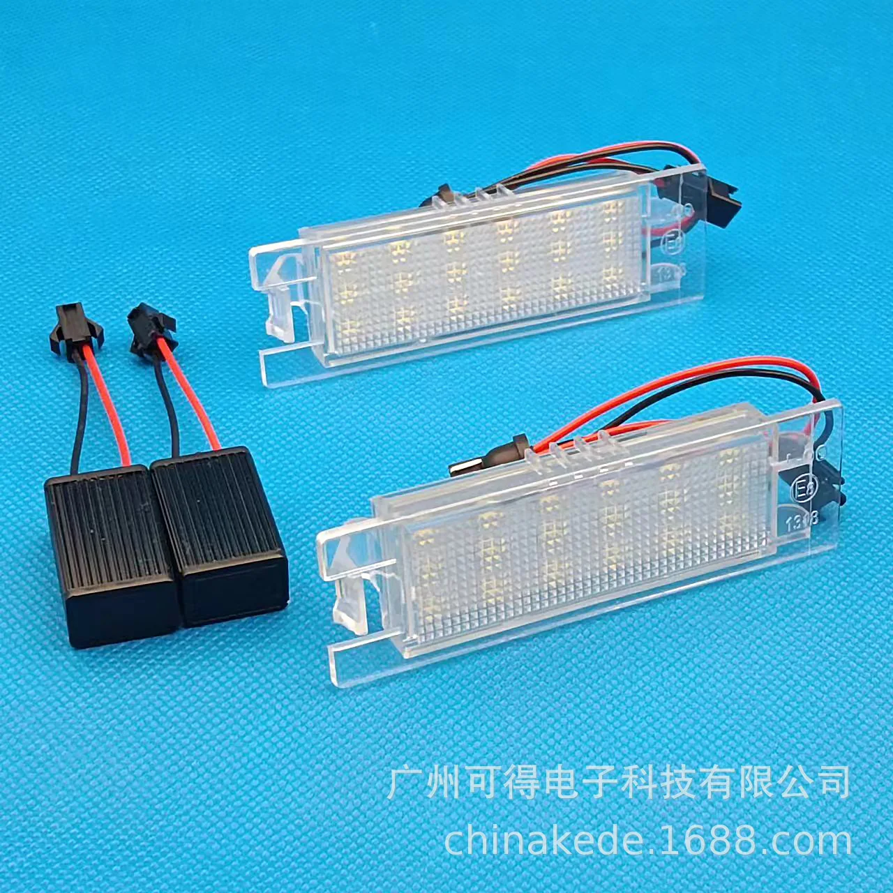 Suitable for Opel OPEL Astra jhk Zafira B Corsa CDE license plate light LED 4