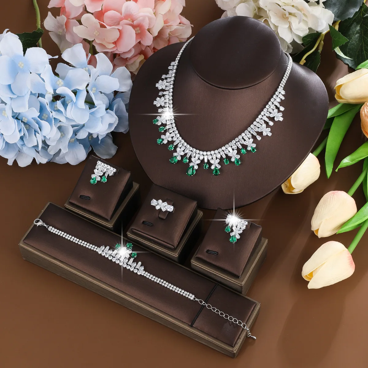 Luxury Emerald Cubic Zircon 4Pcs Jewelry Set Silver Plated Women Bridal Necklace Earring Ring Bracelet Wedding  Accessories Gift