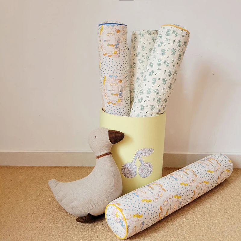 Infant New Baby Pillow Cartoon Circus Design Fragmented Flower Column Pattern Soft Comfortable Infant Pillow for Sleeping