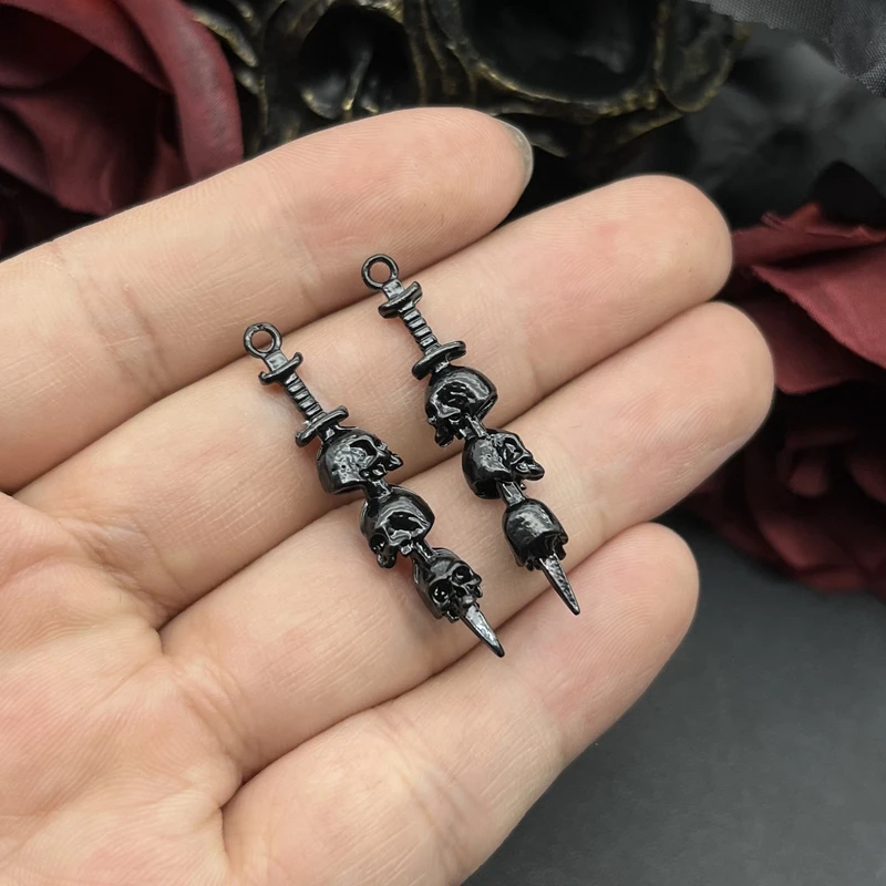5pcs Dark gothic punk red and black The Sword Pass Through Skulls Pendant Designer Gun-black Fit  Making DIY Jewelry Findings
