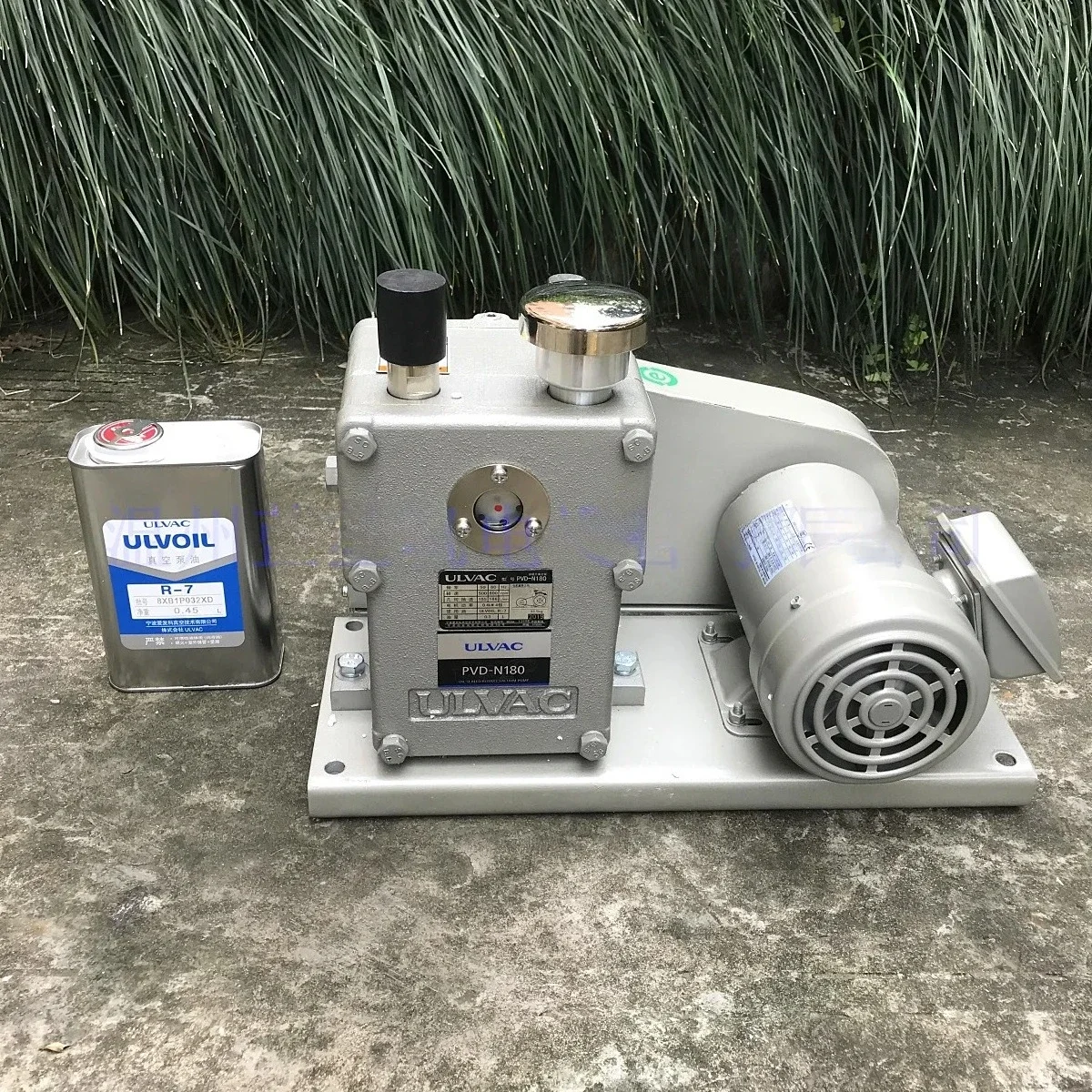 

Original genuine PVD-N180 vacuum pump ULVAC PVD-N180 oil rotary slice not with oil