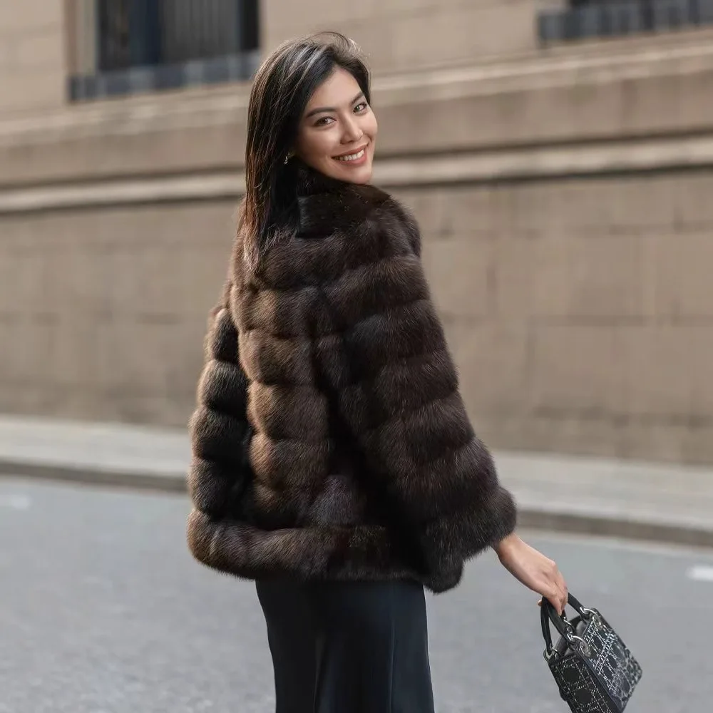 KIDCRKJ Winter Vrouwen Nepbont Vest Jas Korte Stand Kraag Mode Vrouwelijke Nertsen Bont Jas Dikke Thermische Vrouwelijke Eco Bontjas