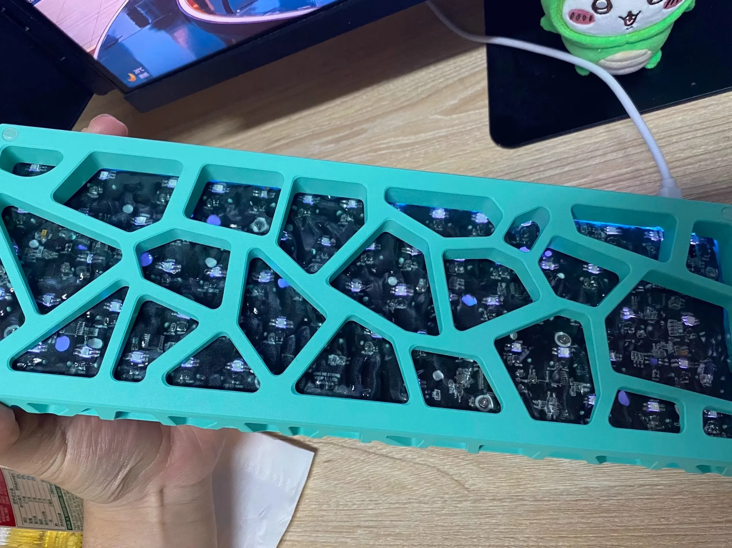 MADLIONS 68 Layout Mechanical Keyboard Shell Custom Skeleton CNC Aluminum Case for 68% Gaming Keyboard Accessories Decoration