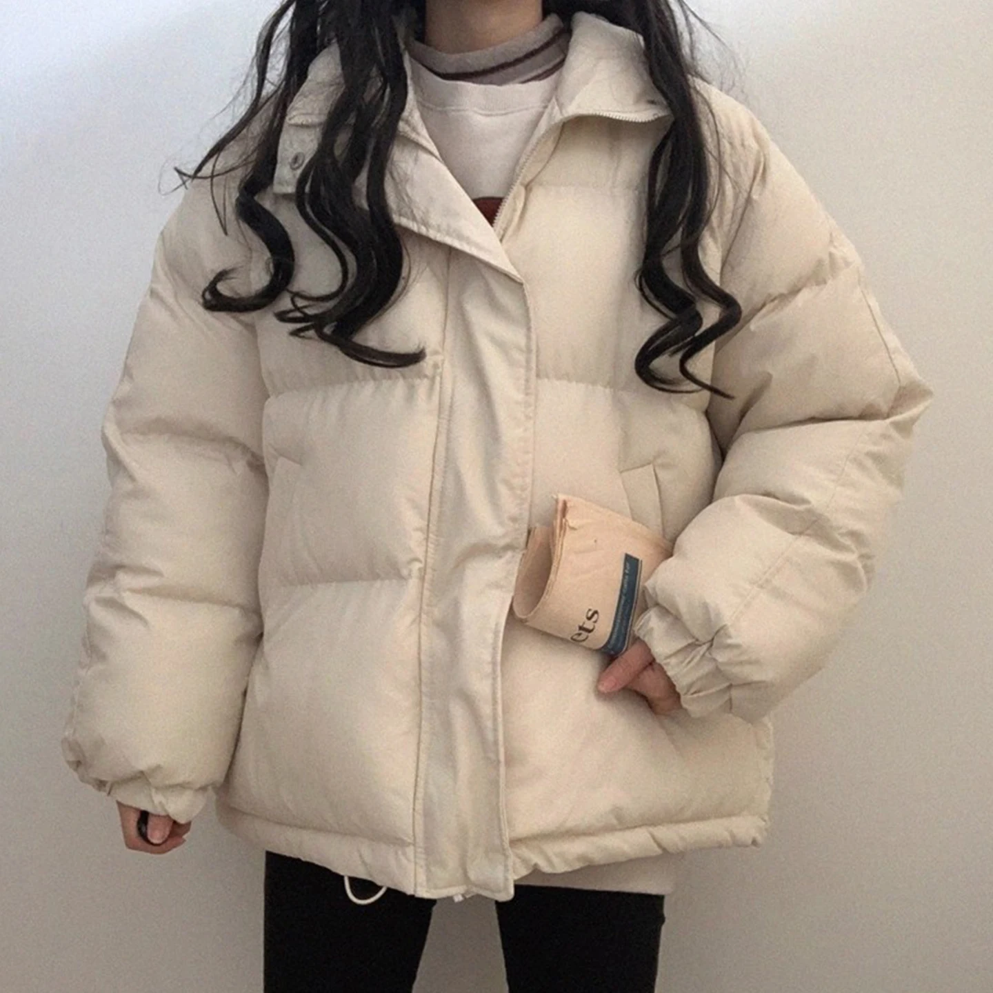 Damska zimowa kurtka w stylu retro z kołnierzem stójką, wykonana z bawełny, nowa, uniwersalna, zapinana na zamek, luźny krój w stylu koreańskim.