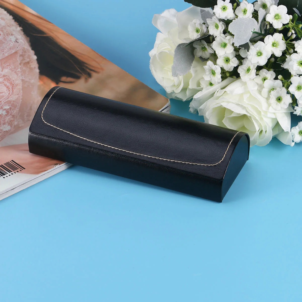 

Eyeglass Case Hard Shell Vintage Pattern Protective Sunglass Pouch Black PU Classic Design Durable Glasses Holder Small