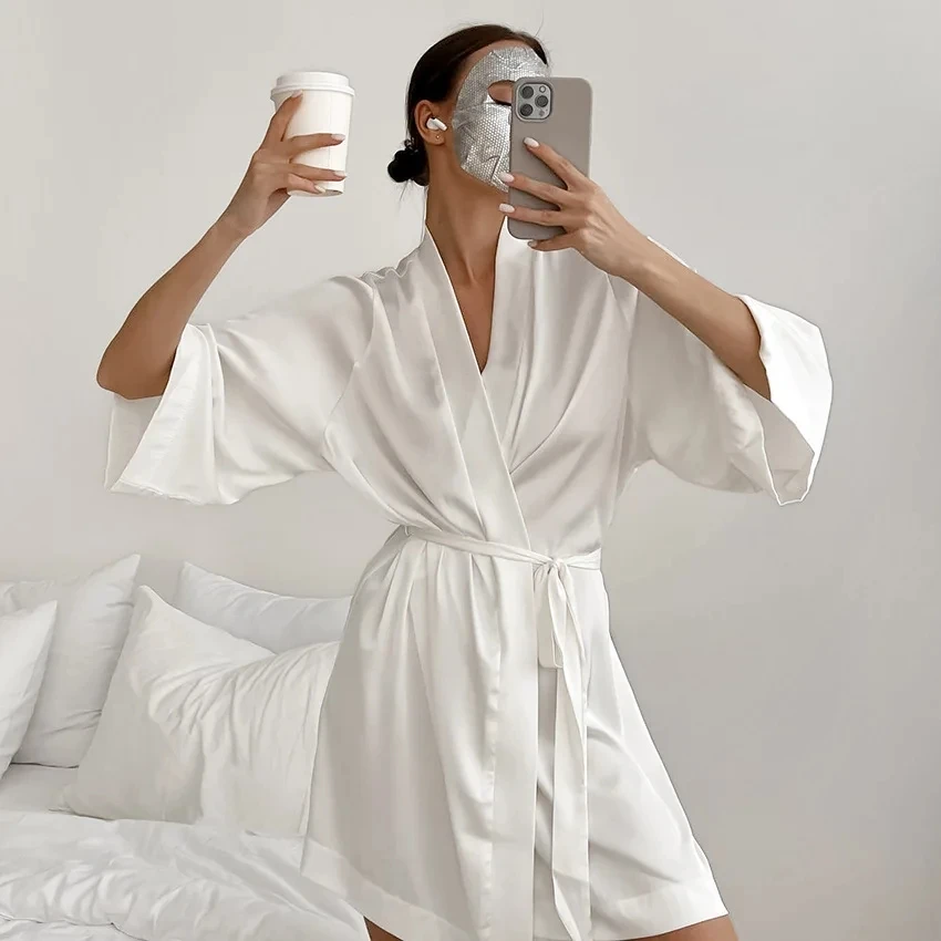 

Женский свадебный белый халат для невесты, утренний халат с рукавом 3/4, свободная ночная рубашка, женский шелковый атласный кимоно-халат, белье