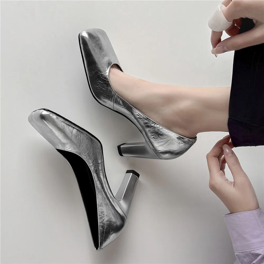 MILI-MIYA Women's Plain-Coloured Square-Toed Cow Leather Casual High Heels With Chunky Heels And a Slip-On Design Available