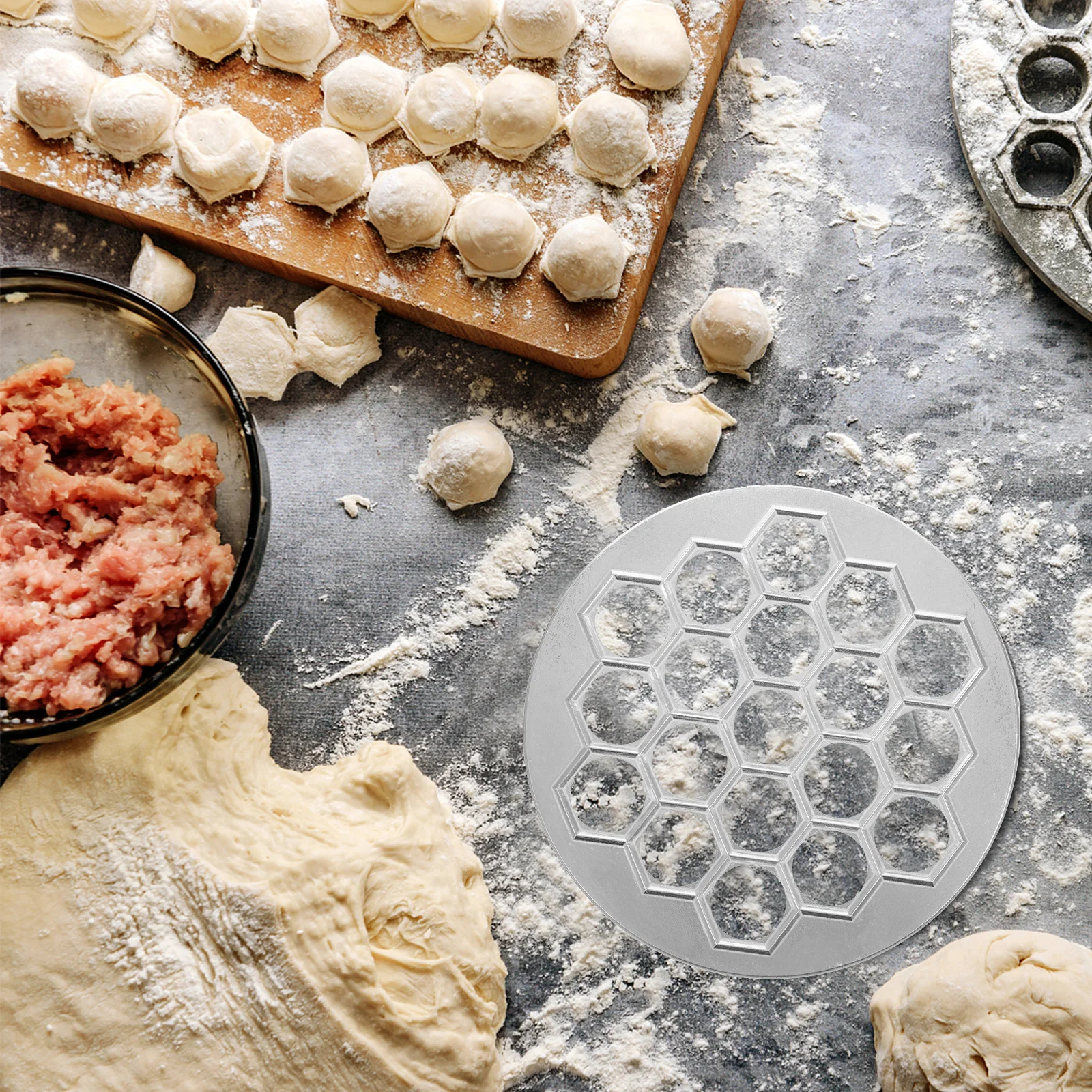 

Russian Ravioli Maker Dumpling Mold Maker Aluminum Alloy Multi-Hole Kitchen Gadget Household Food Making Tool