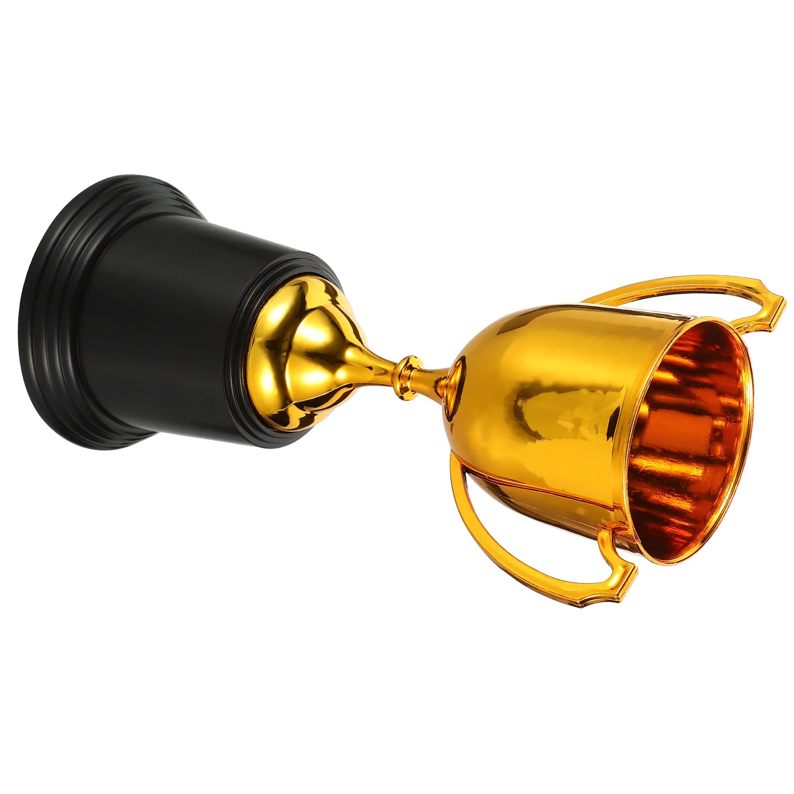 Пластиковый кубок для выпускников детского сада: прочный, с устойчивым основанием, для праздничных мероприятий, наград и соревнований