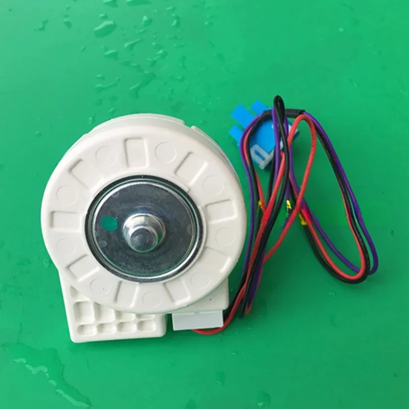 A 10.4v DC fan motor for defrosting, cooling and heat dissipation of multi-brand refrigerators