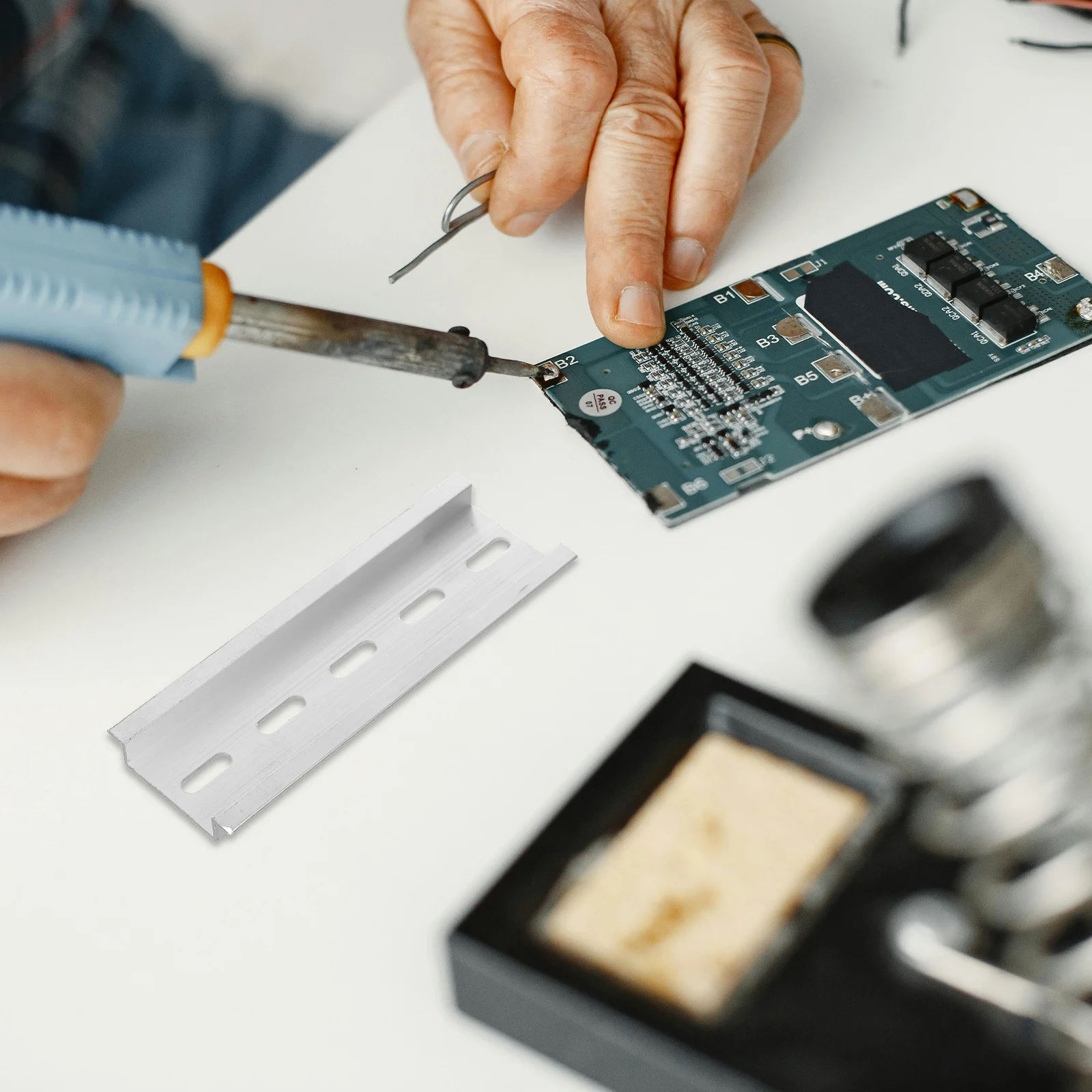 

10pcs Din Rail For Electrical Components Aluminum Alloy Slotted Metal Long Industry Replacement High Strength Smooth Edge