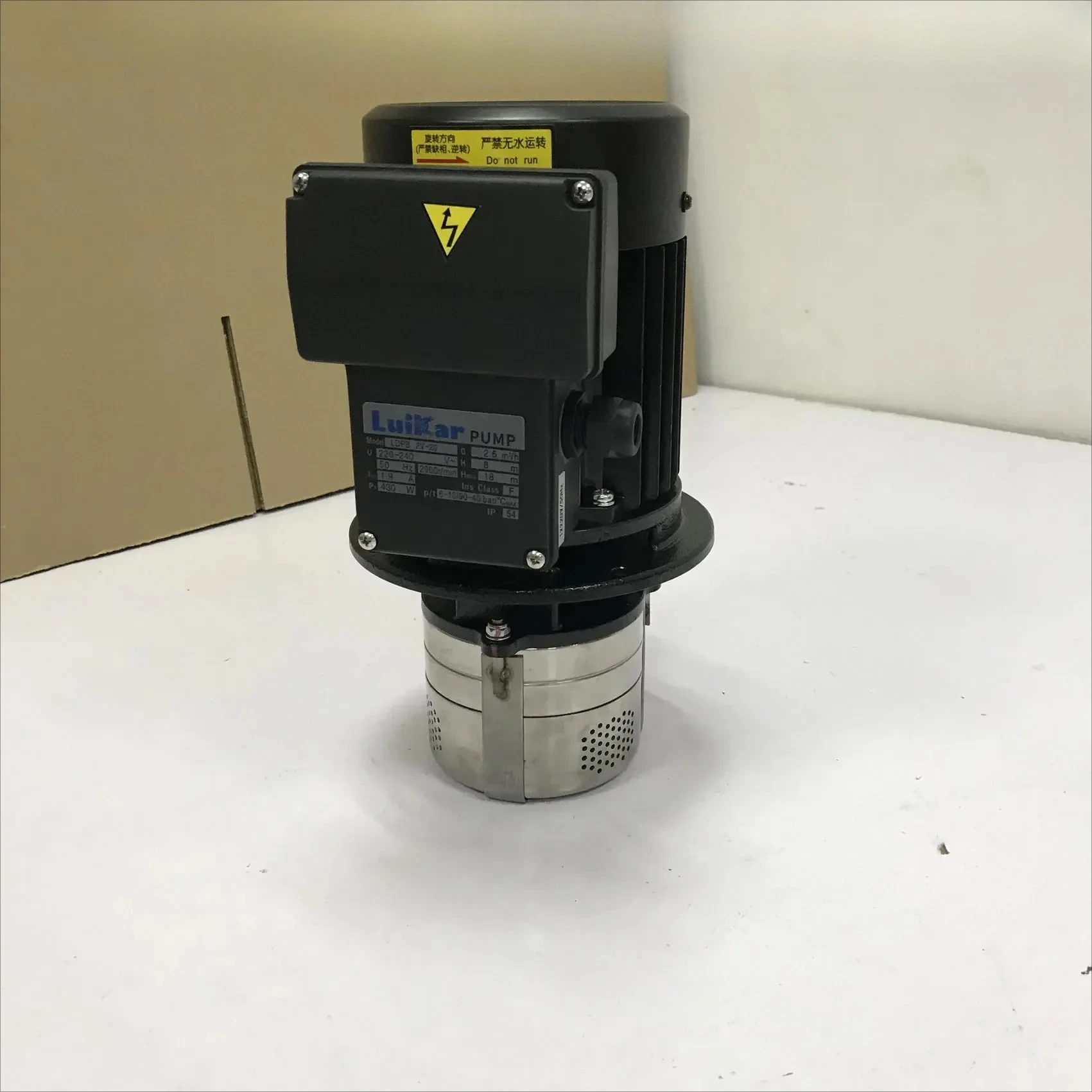 Масляный насос LuiKar Ruijia Rocoi Вертикальный станок Насос охлаждающей воды LDPB2V-20-TP Многоступенчатый центробежный масляный насос