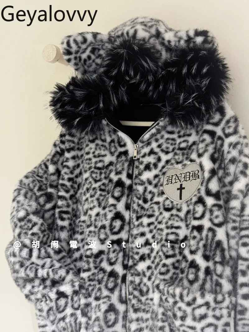 

Оригинальный дизайн, новое милое универсальное теплое пальто для девочек, норковое бархатное осенне-зимнее свободное пальто с леопардовым принтом и капюшоном, куртка с длинными рукавами