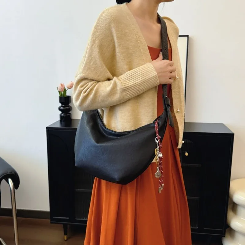 

Luxury Ladies Elegant Crossbody Handbag High End Leather Classic Designer Paris Casual Simple Vintage Diaper Bag