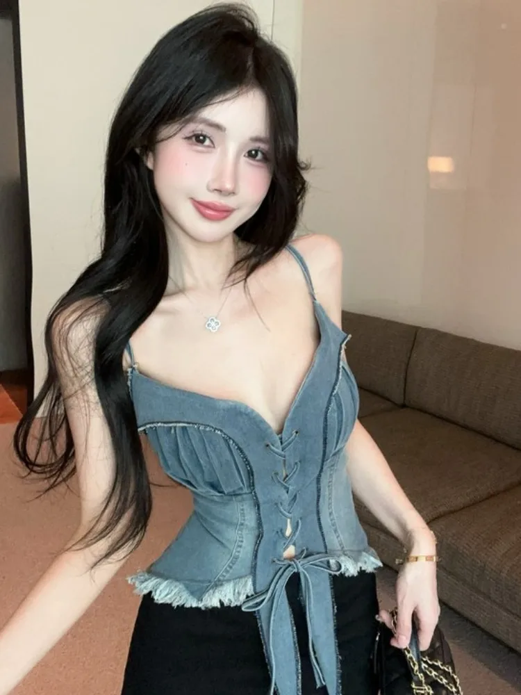 

Spring Season Spicy Girl Pure Desire Uneven Tie Tassel Denim Halter Top Women Sexy Slim Fit Short Length Top